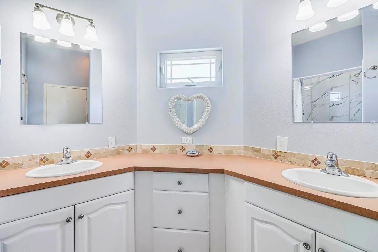 6Bdrm Beach Home - Oceanviews - Recently Renovated - Shared Pool & Hottub Port Aransas Exterior foto